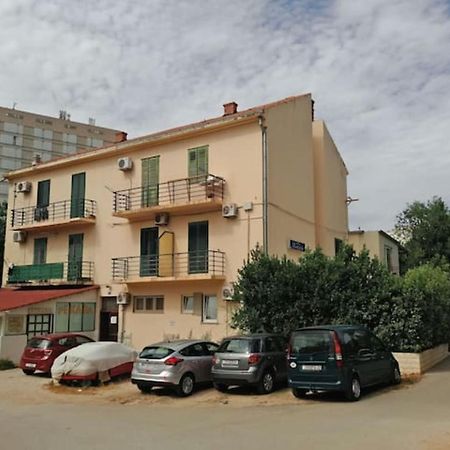 Apartment Niva สปลิท ภายนอก รูปภาพ